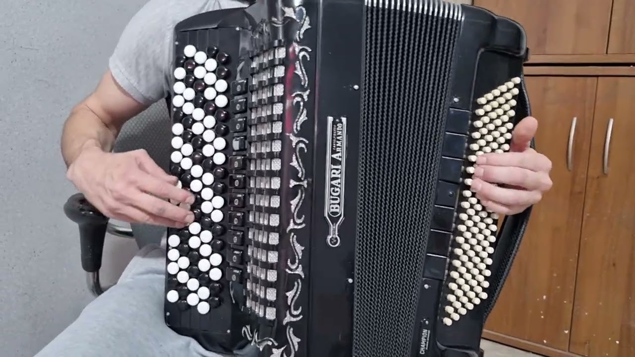 Итальянский Баян Bugari Armando , Продажа! 8917 814-56-22 Андрей