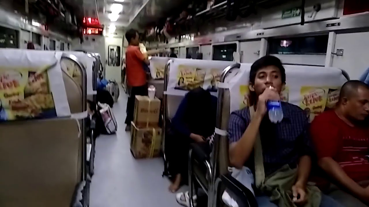 Kereta Majapahit : Ekonomi Terbaik, Rapi dan Bersih Saat Ini (Rekomended indonesia train)
