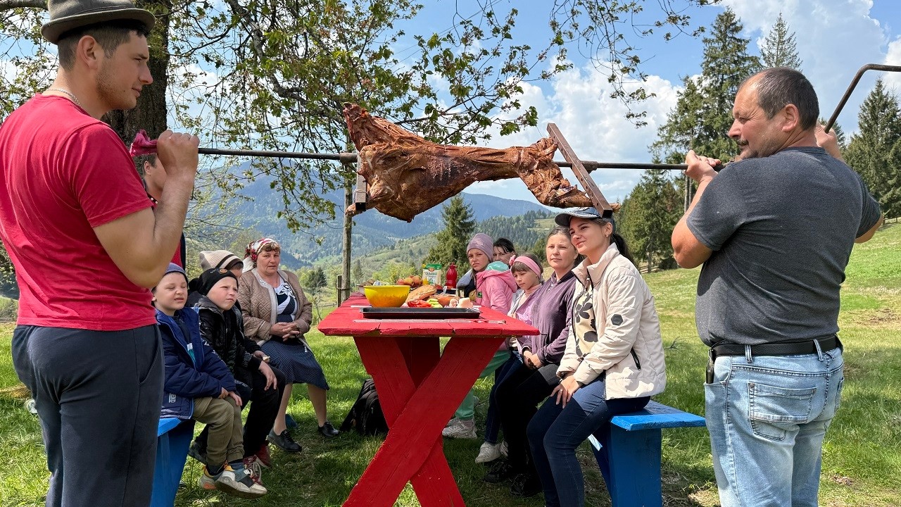 Family Reunion in the Mountains | Roasting a Whole Lamb by Our Ancestral Home ⛰️🔥