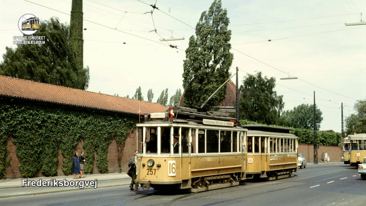 Afskeden med de gamle vogne - PÅ TUR MED LINJE 16