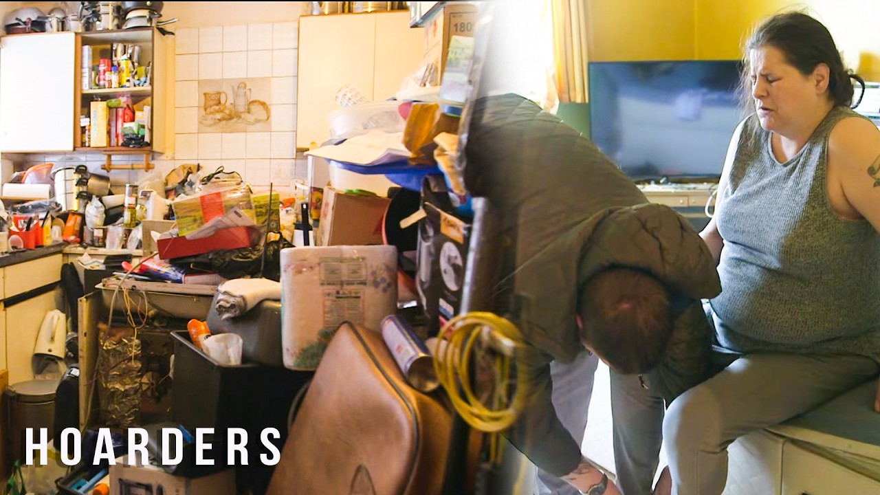 Hoarder With Arthritis Can't Clean | Call The Cleaners | Hoarders