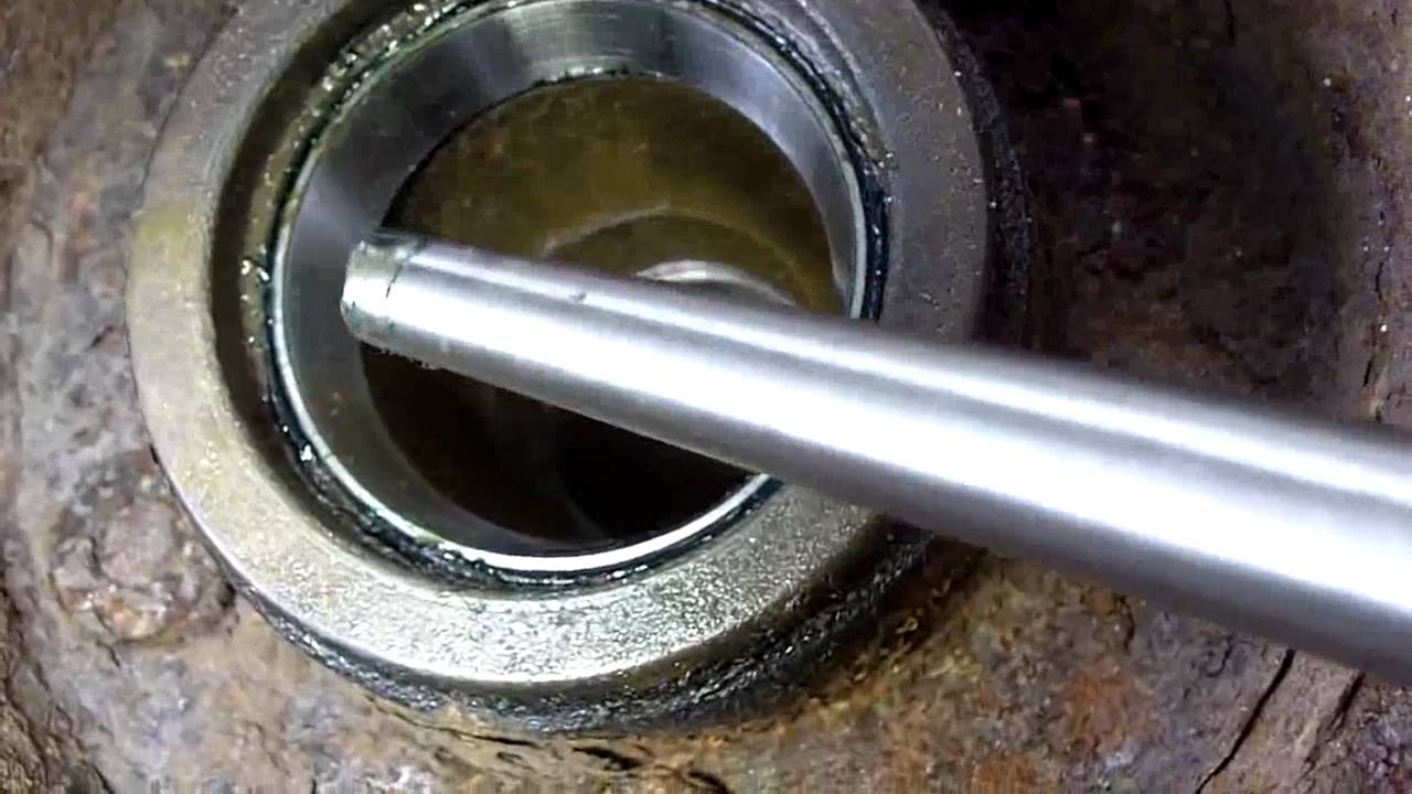 Wheel bearings, boat trailer, easy changing or installing