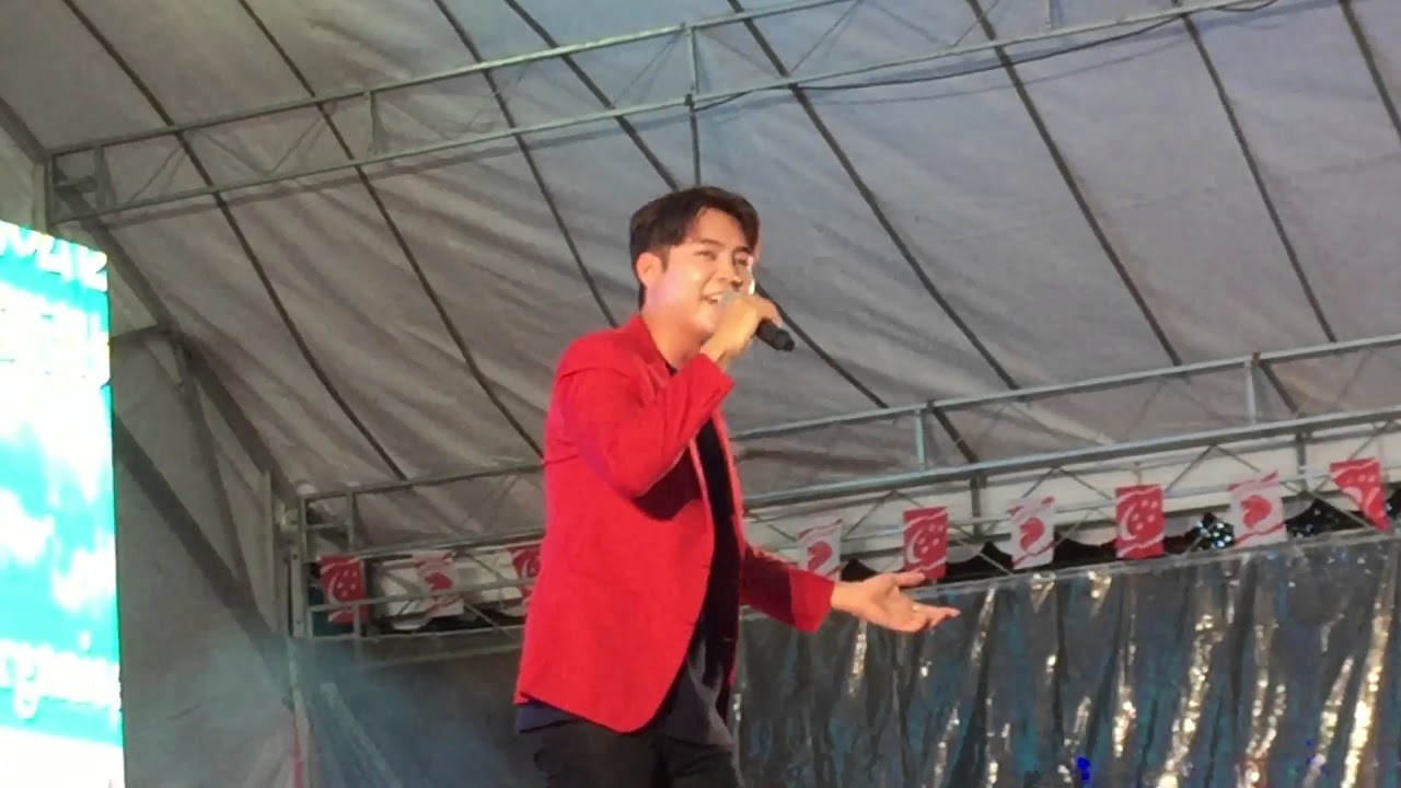 Desmond Ng 黄振隆 ～ 我问天