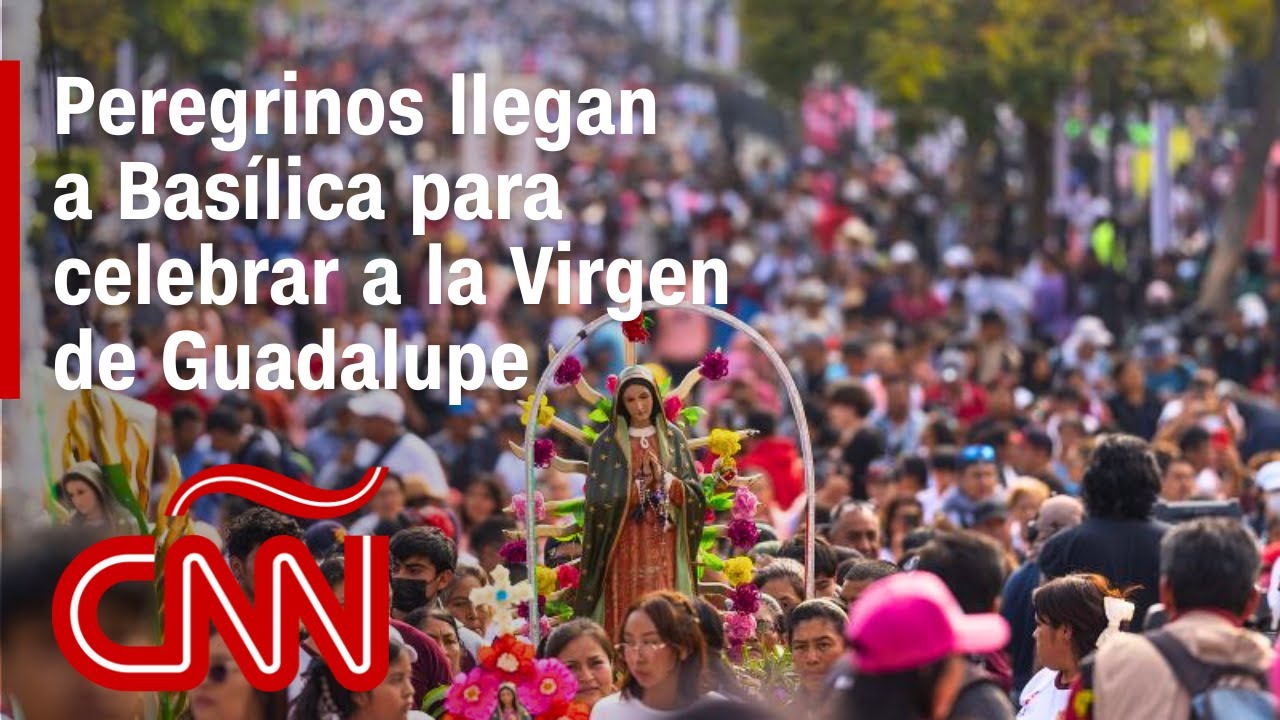 Peregrinos llegan a Basílica para celebrar a la Virgen de Guadalupe en México