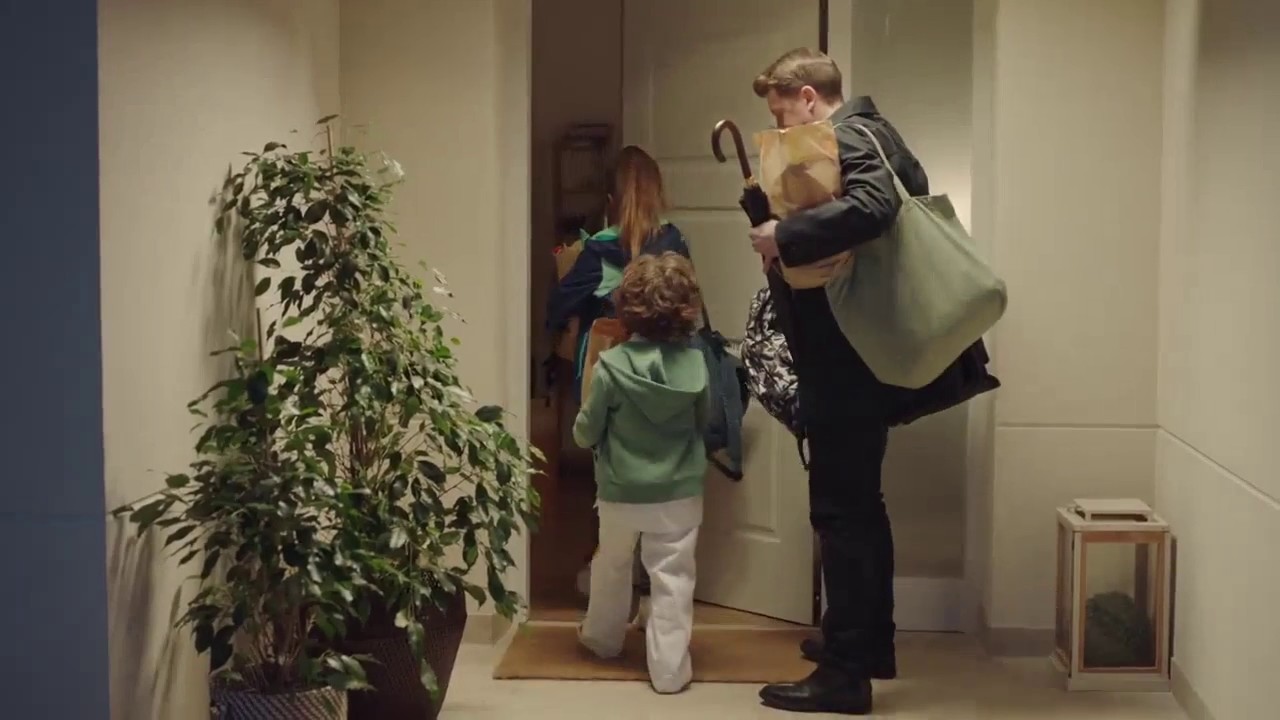 Do It Together   Indesit TV Commercial Ad