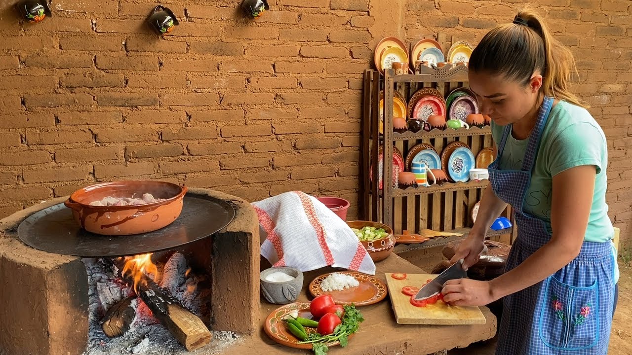Calabacitas Con Carne de Puerco La Cocina en El Rancho