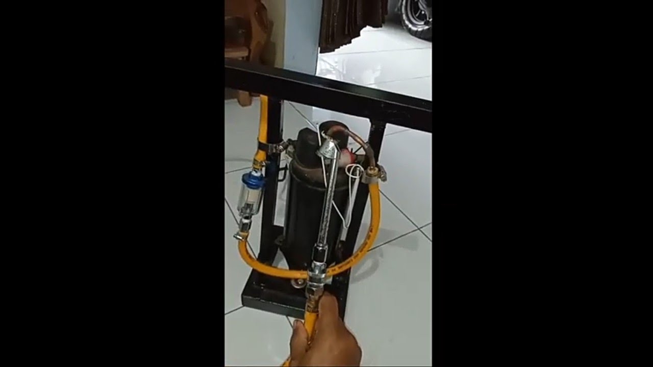 isi angin ban mobil pakai  kompresor ac 1 PK bekas