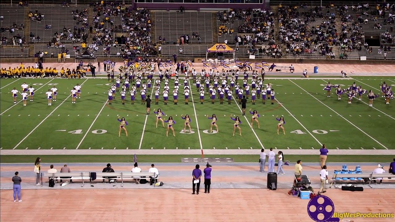 Warren Easton Marching Band [Halftime Field Show] vs St Aug (2024)