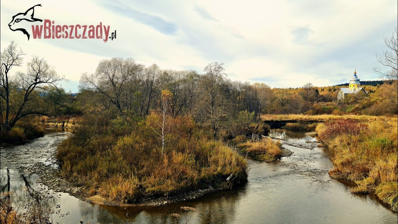 Bieszczady. Nieistniejąca już wieś Sokoliki Górskie i widok na cerkiew po ukraińskiej stronie
