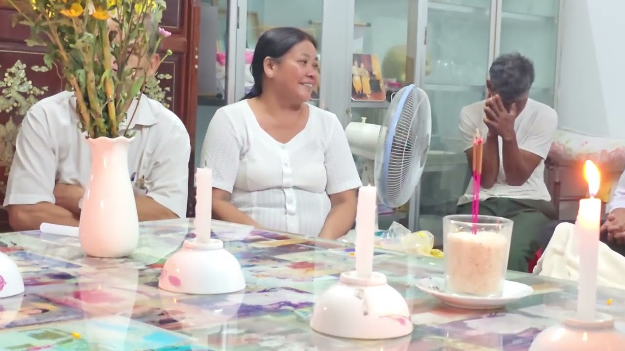 Tụng kinh cầu an cho bà cụ kim thị ngọt 92 tuổi cư ngụ khóm 10 phường nguyệt hóa tỉnh vĩnh long.