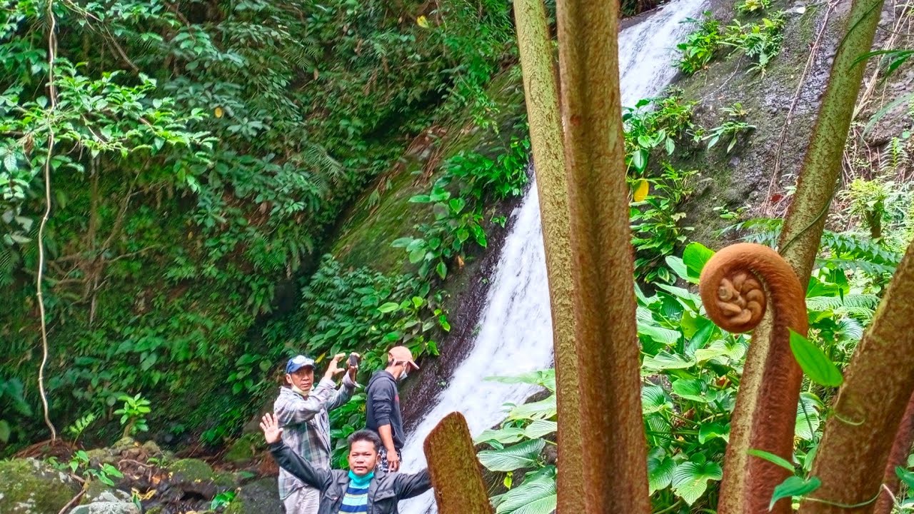 V# 110     P70 /psm   2 MAGKAHIWALAY NA FALLS, MAY SAPA, ILOG AT MALINIS NA TUBIG. IDEAL FOR RESORT!