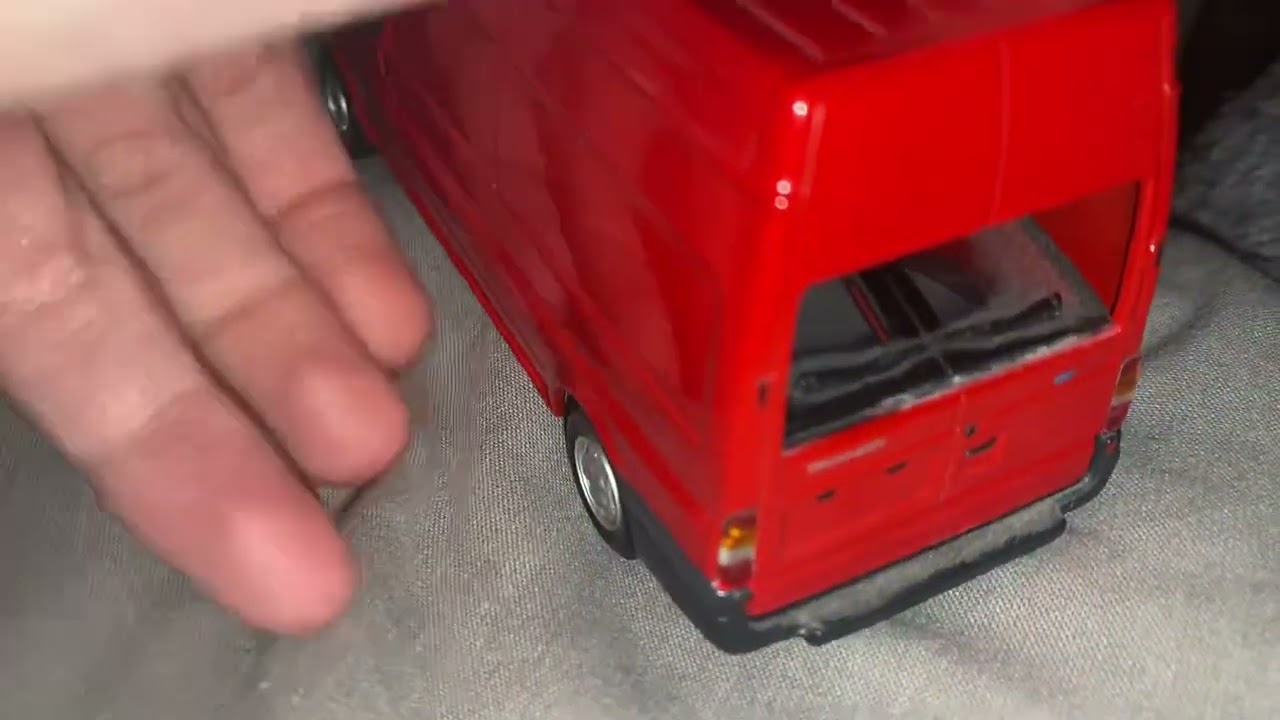 Beautiful Ford Transit MK6 Minichamps Scale Model