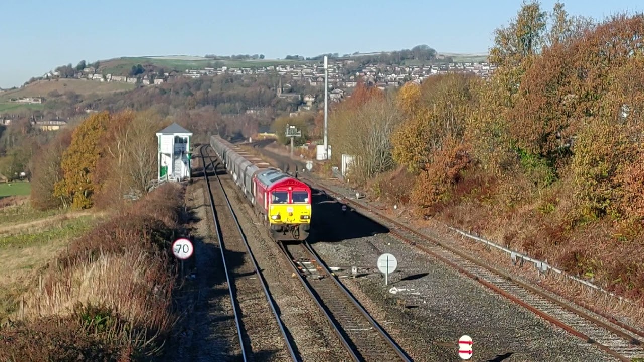Blue Peter at a freezing New Mills Sth + 66099.