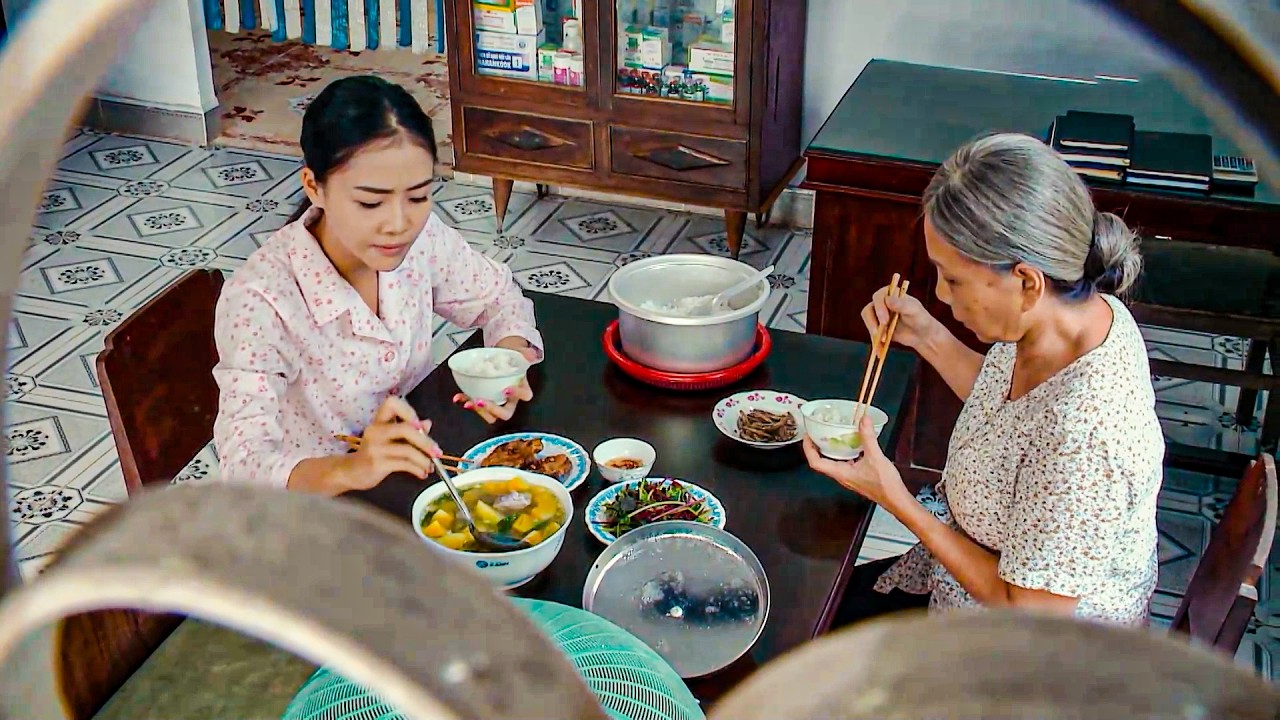 Con dâu trời đánh đày đọa mẹ chồng, bắt ăn khô sống qua ngày dù ngồi chung mâm đồ ăn không hết