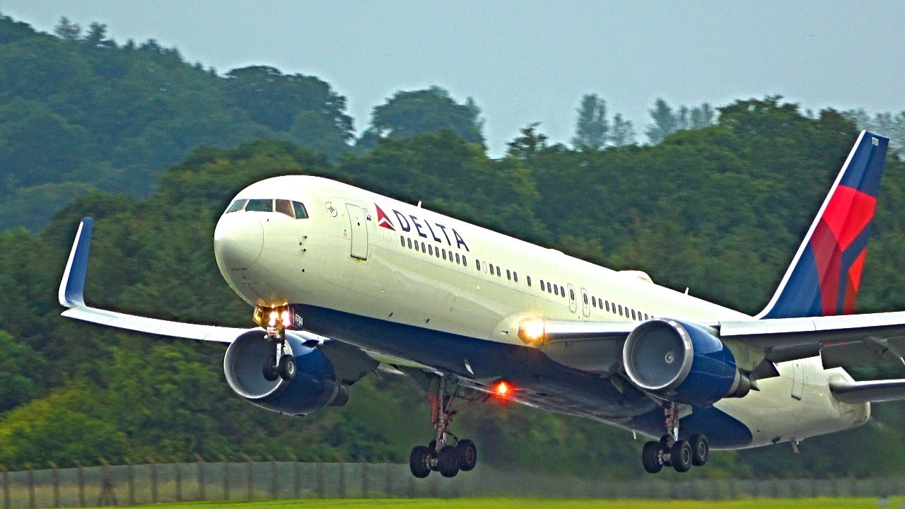 Summer Storms - PlaneSpotting at Edinburgh Airport, EDI - 14/07/25 - Runway Swap & Go Around!