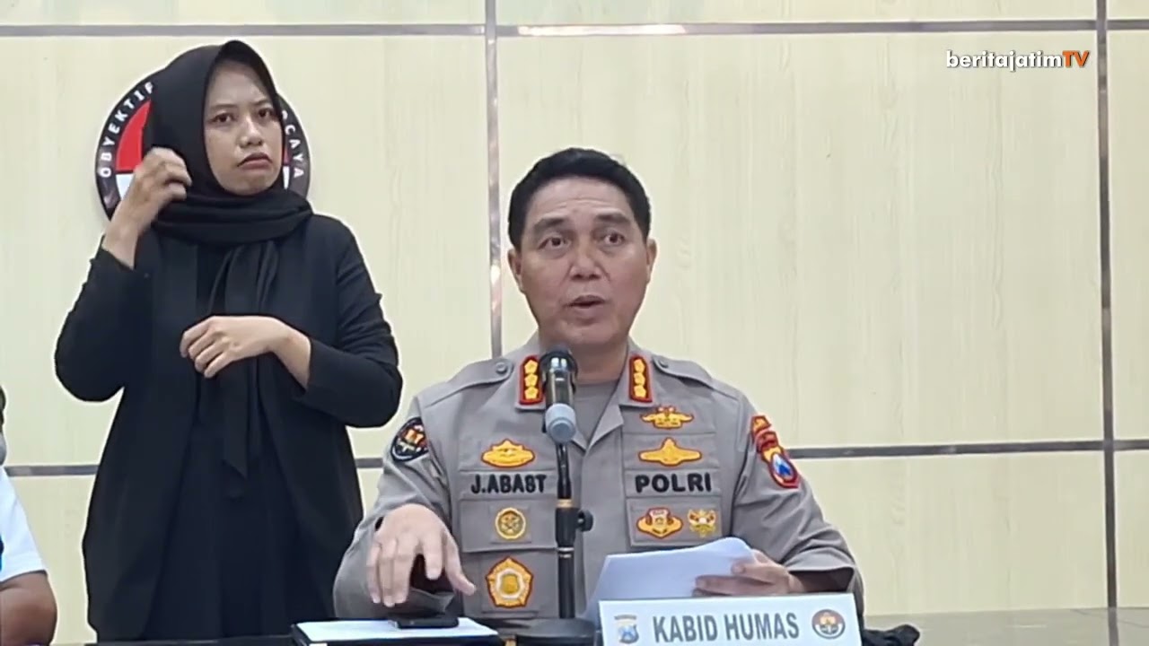 Komplotan Pemeras Petani Pasuruan Dibekuk Polda Jatim, Polisi Sita Celurit dan Bom Bondet