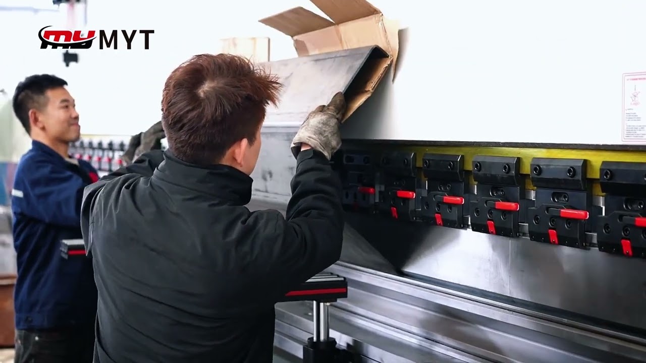 MYT® 300T6000 Da53t Metal Steel Sheet Bending Machine CNC Press Brake Machine