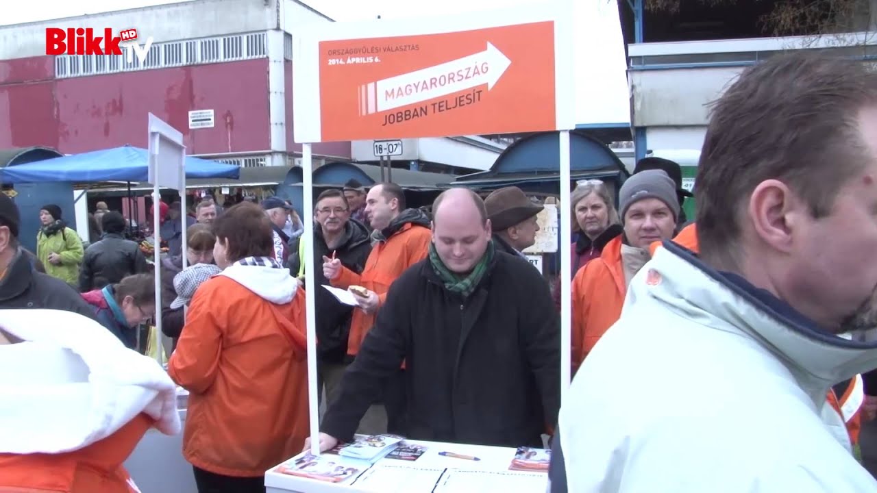 Ököllel védte magát támadóitól Simicskó István!