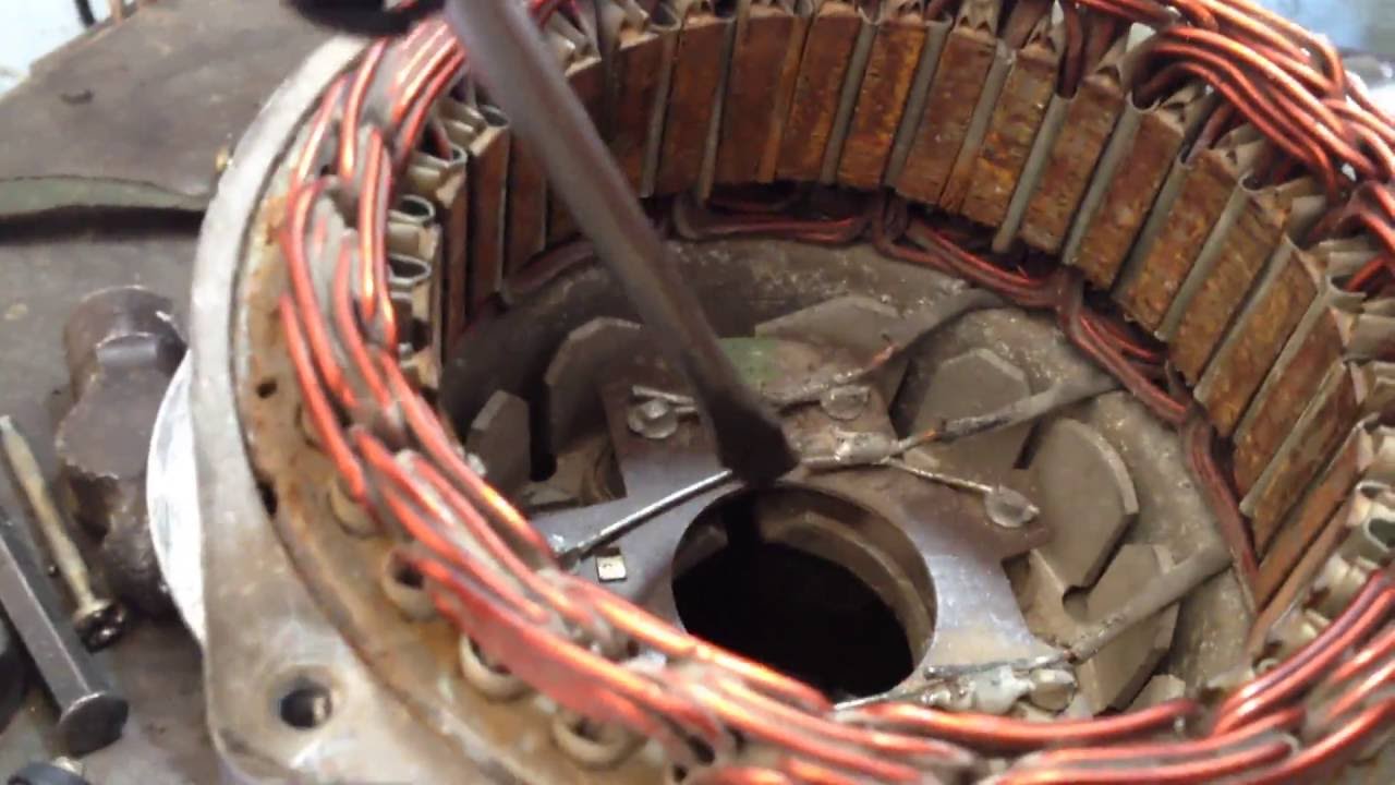 ALTERNADOR V.W. SEDÁN REVISION COMPONENTES.