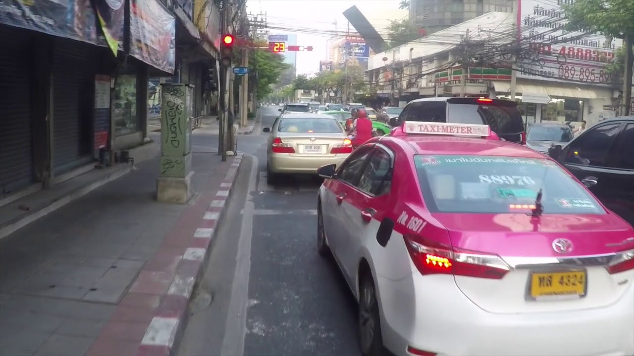 Bangkok GoPro Ride: Ekkamai Road