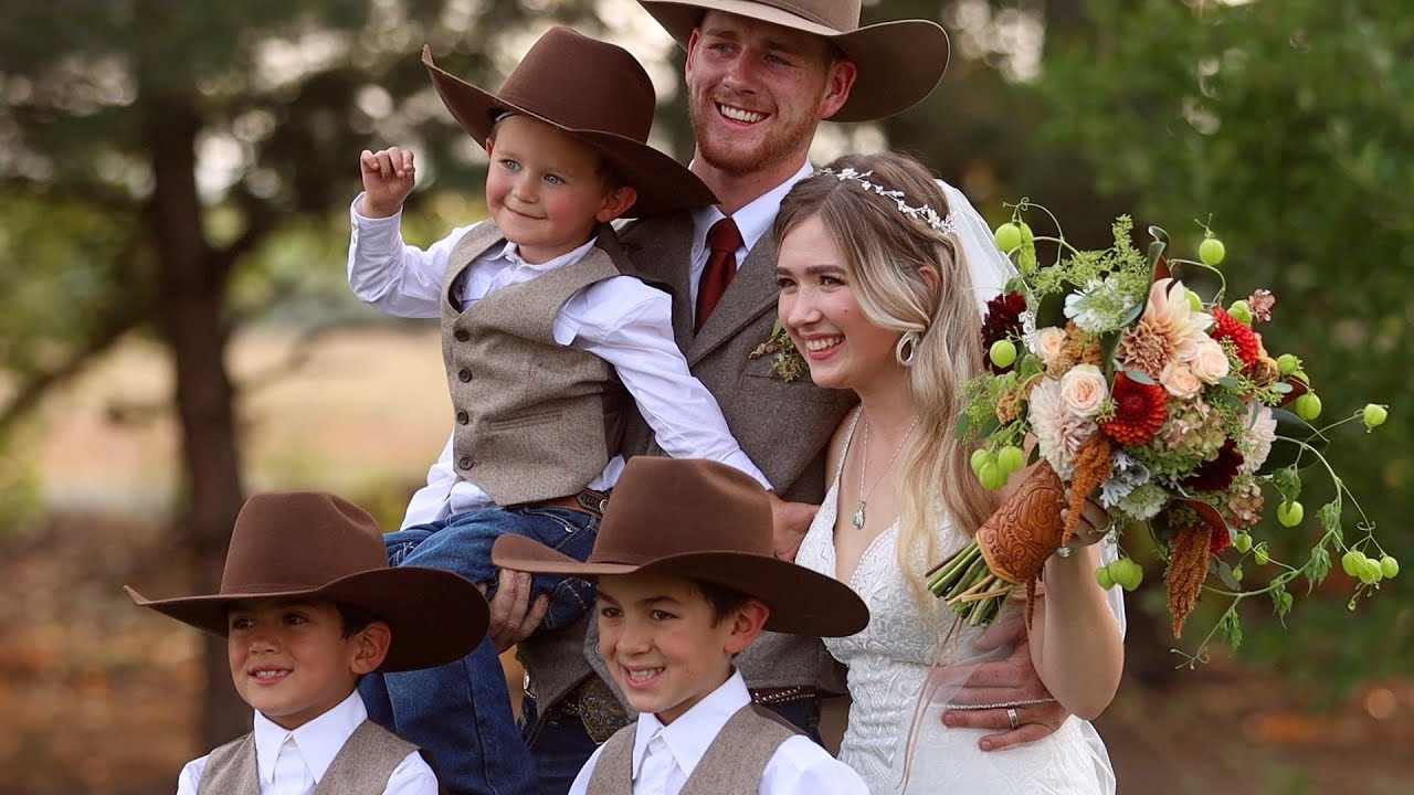 Создаём свадебный букет из срезанных цветов в нашем саду! 💐👰❤️ // Garden Answer