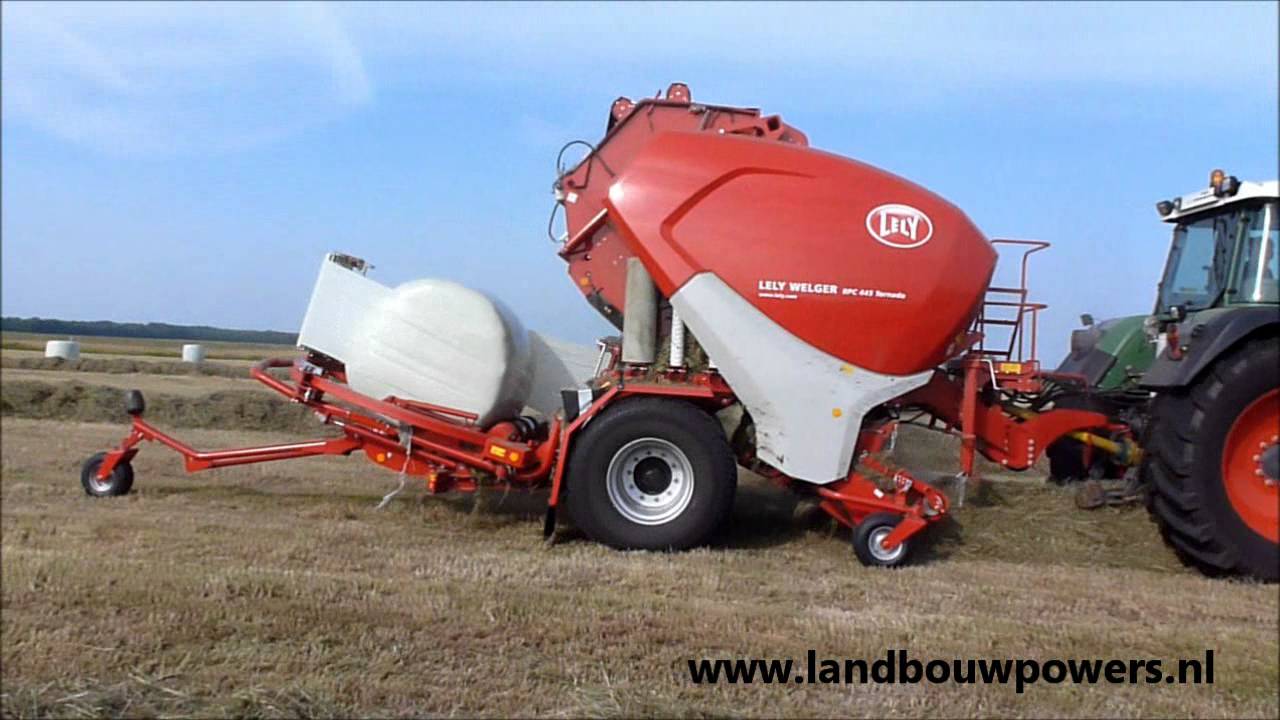 Ronald Bos met Fendt 820 met Lely Welger RPC 445 Tornado