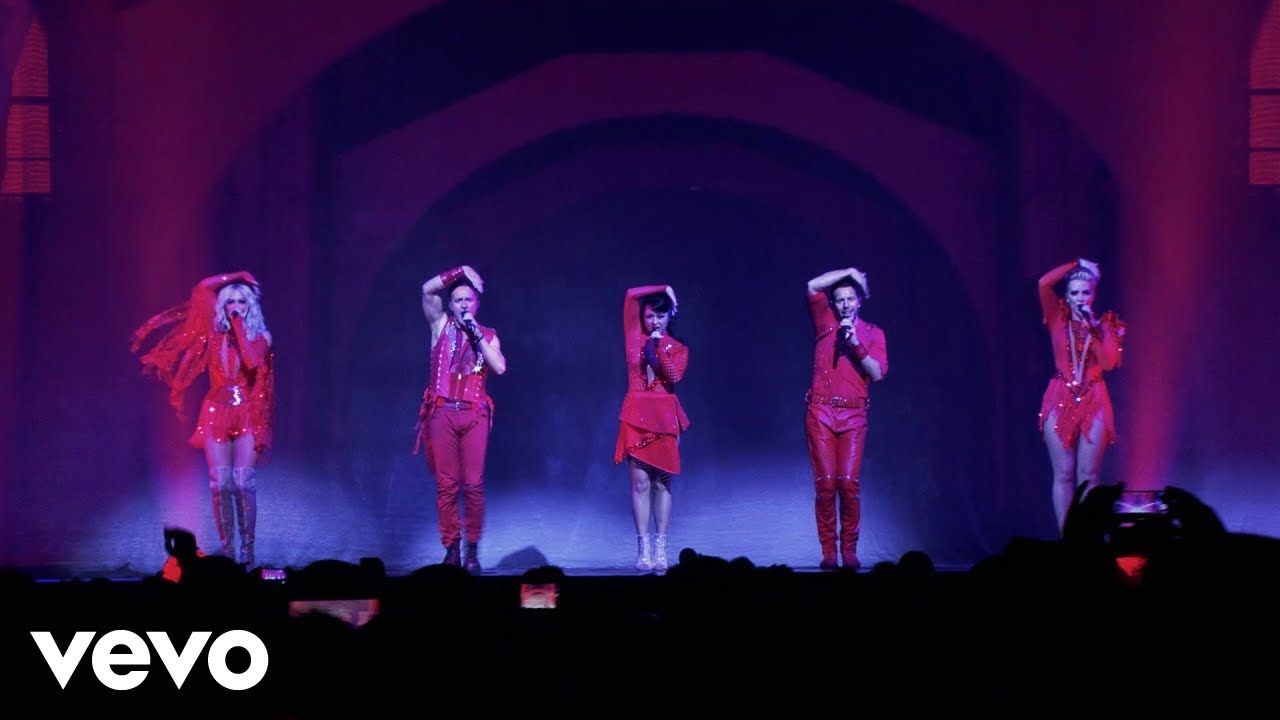 Steps - Scared of the Dark (Live At SSE Arena, Wembley)