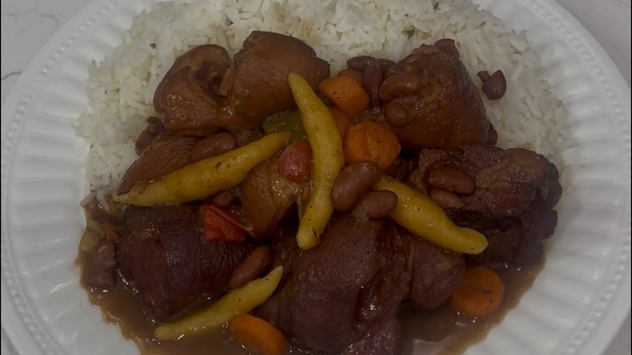 How To Make Strew-peas With Pigtail and Smoke neck bone