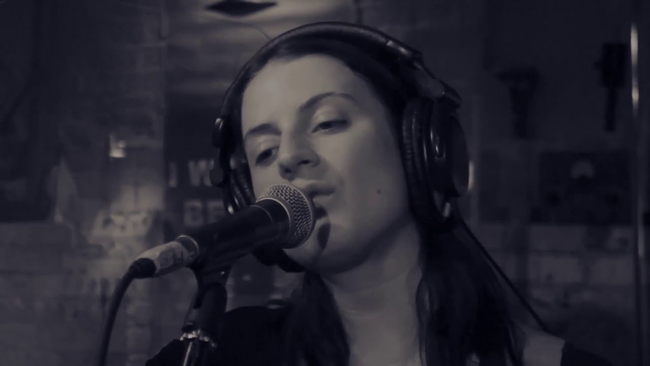 Don't Tell Me Where You're Going & Blackout - Ellie Ford live at Broadoak Studios