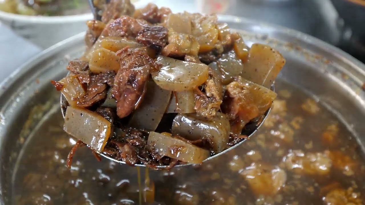 Старая добрая японская закусочная | Крупным планом на трудолюбивый женский персонал
