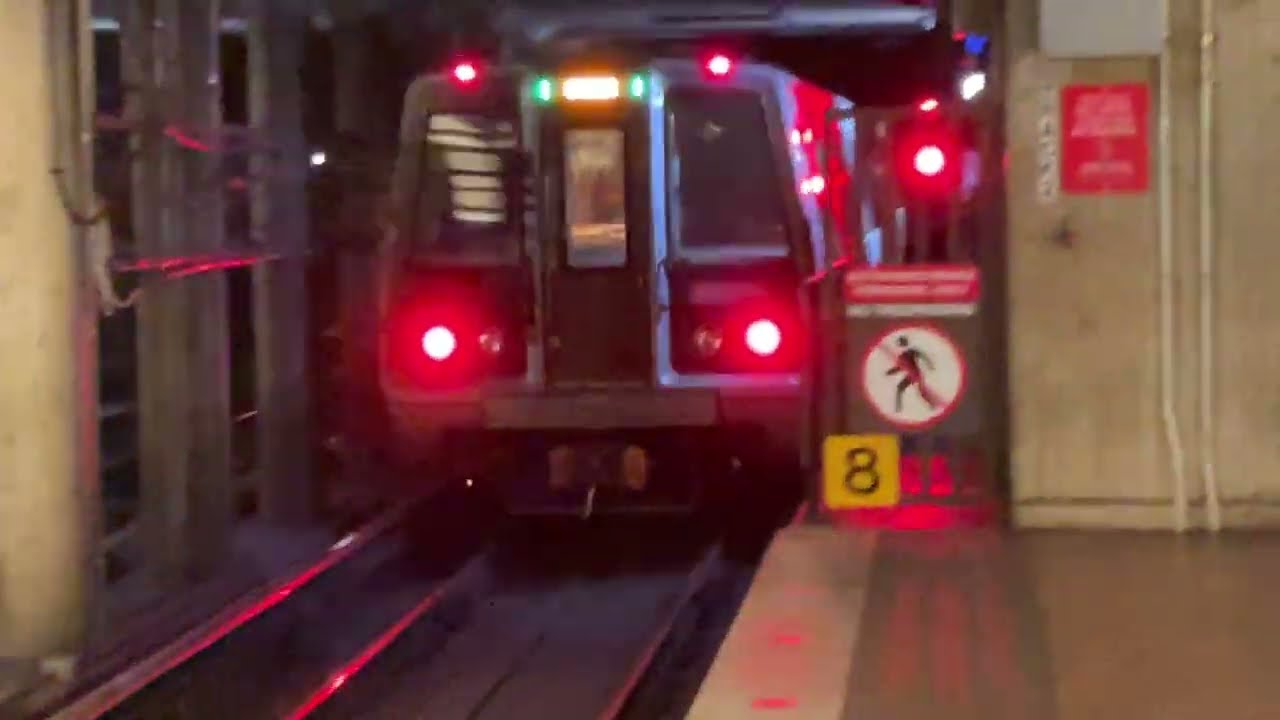 WMATA-dc metro GR from navy yard ballpark—YL ￼Ronald Reagan Washington National Airport Station￼