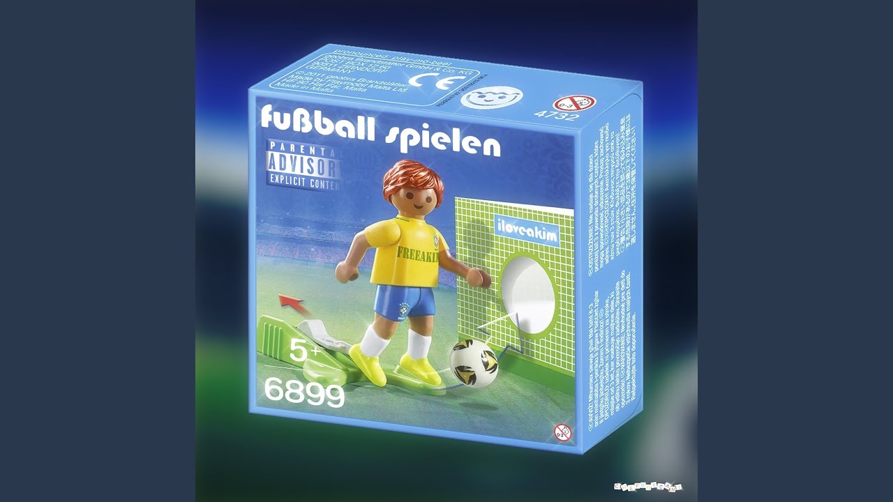 Fußball spielen
