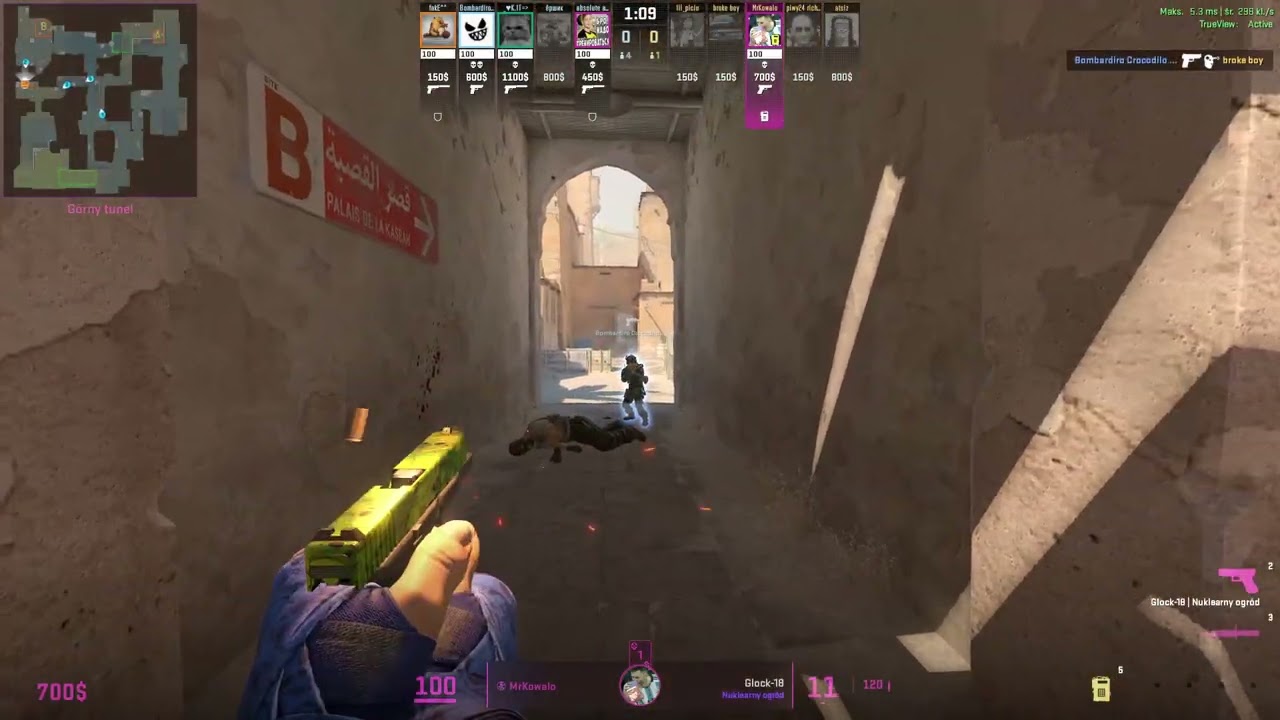 POV: that one CS2 moment when your friend isn’t watching