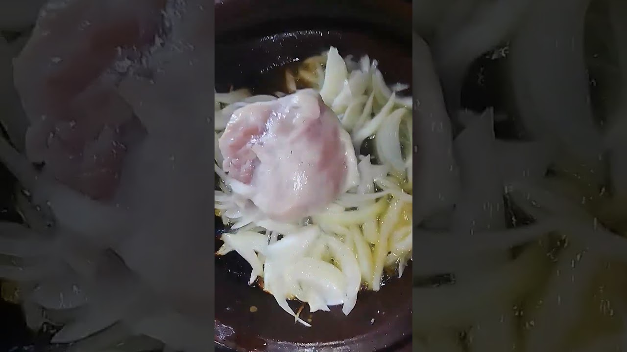 @الطاجين. بالدجاج و البصل