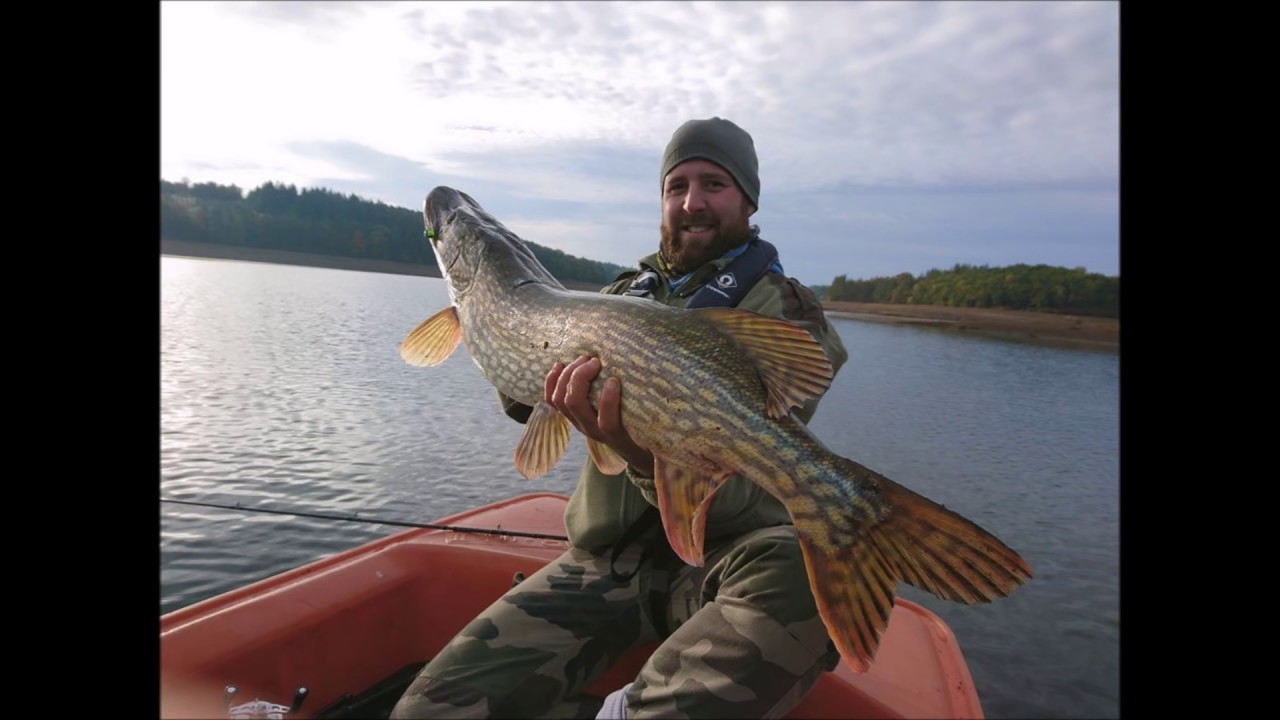 GROS BROCHET MÈTRE (1m07) au leurre souple
