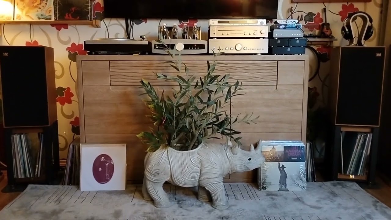 Yaqin MS90b/ tubes National Union VT-99. Wharfedale Linton 85/ Topping E70 Velvet-. Streaming
