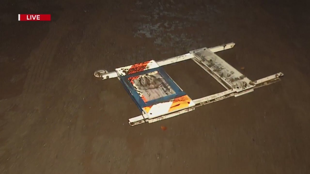 Initial look at Haleiwa Harbor before daybreak