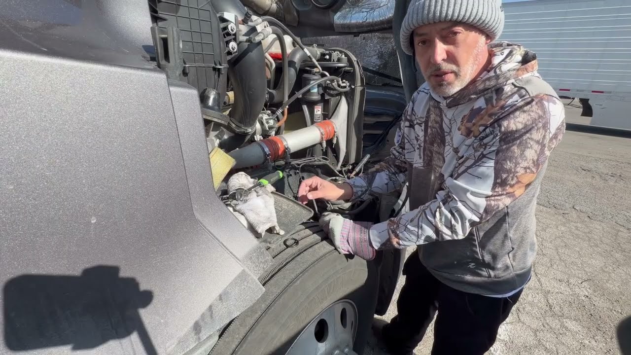 Replacing the Air dryer filter and Windshield Visor