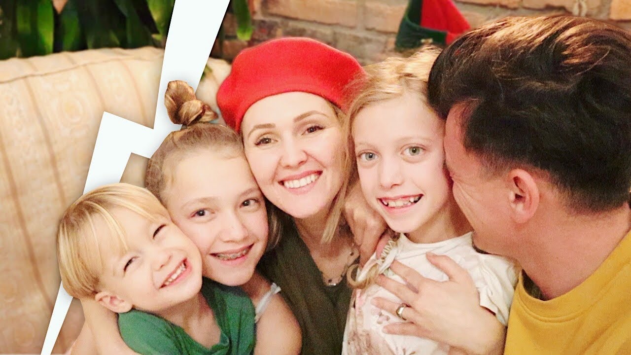 👩‍👦👨‍👧‍👧 DIN NOU ÎMPREUNĂ