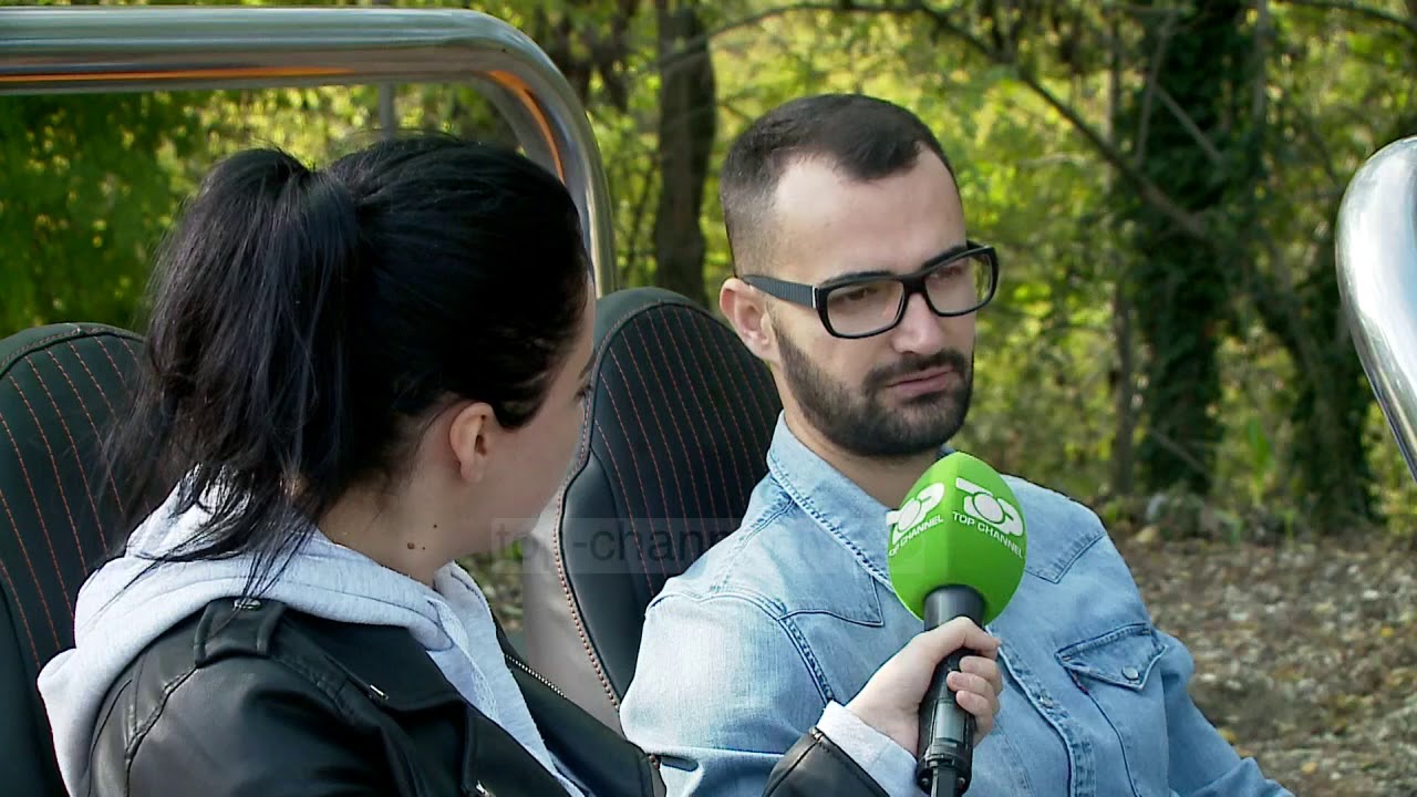 Lotusi që u ndërtua në Fier/ Makina e formuar me pjesë nga automjetet e ndryshme