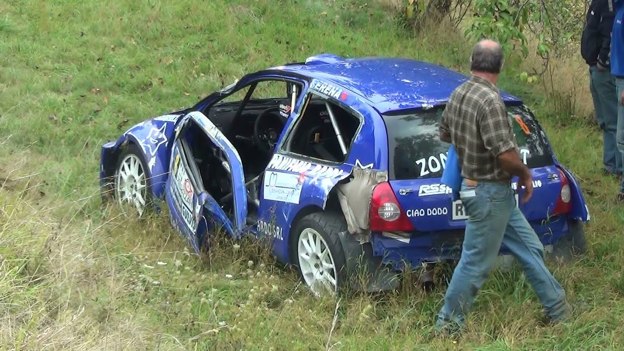 Crash Clio S1600 rally valli del bormida 2014 Levratto - Gerbero