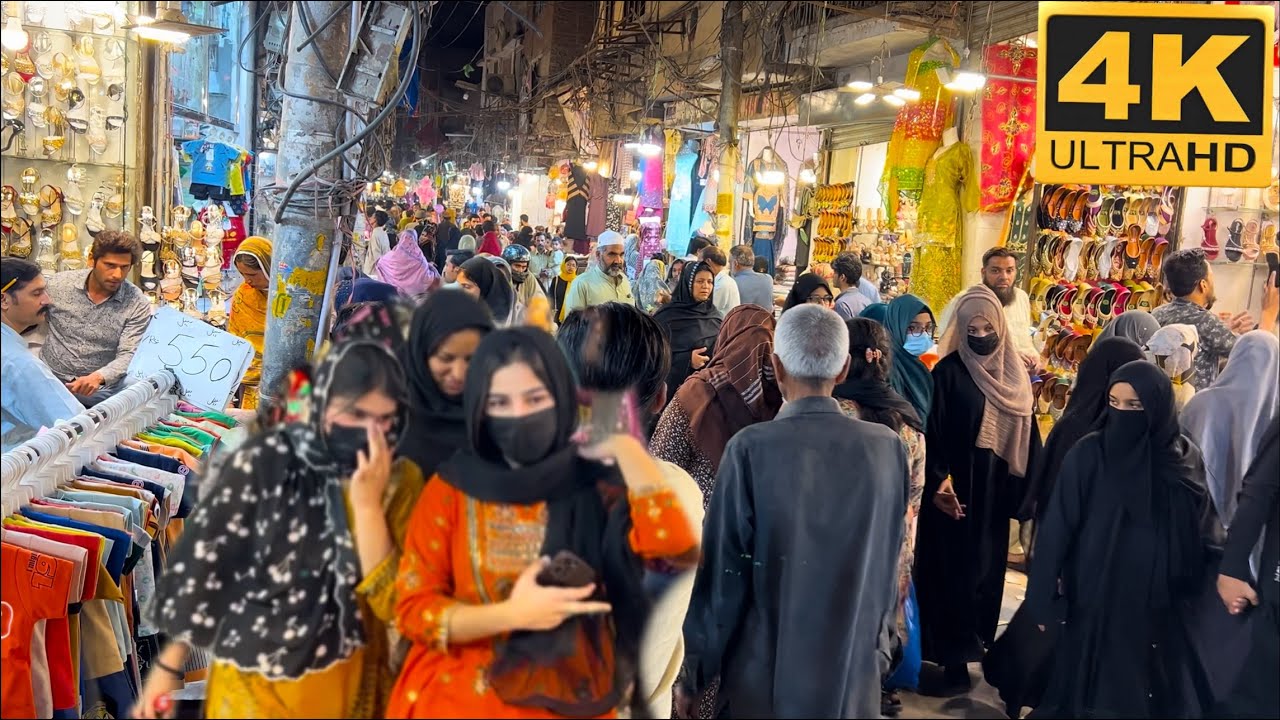 Chand Raat In Lahore Pakistan 2025 || Walkthrough The Packed Bazaars Of Lahore || Eid Shopping