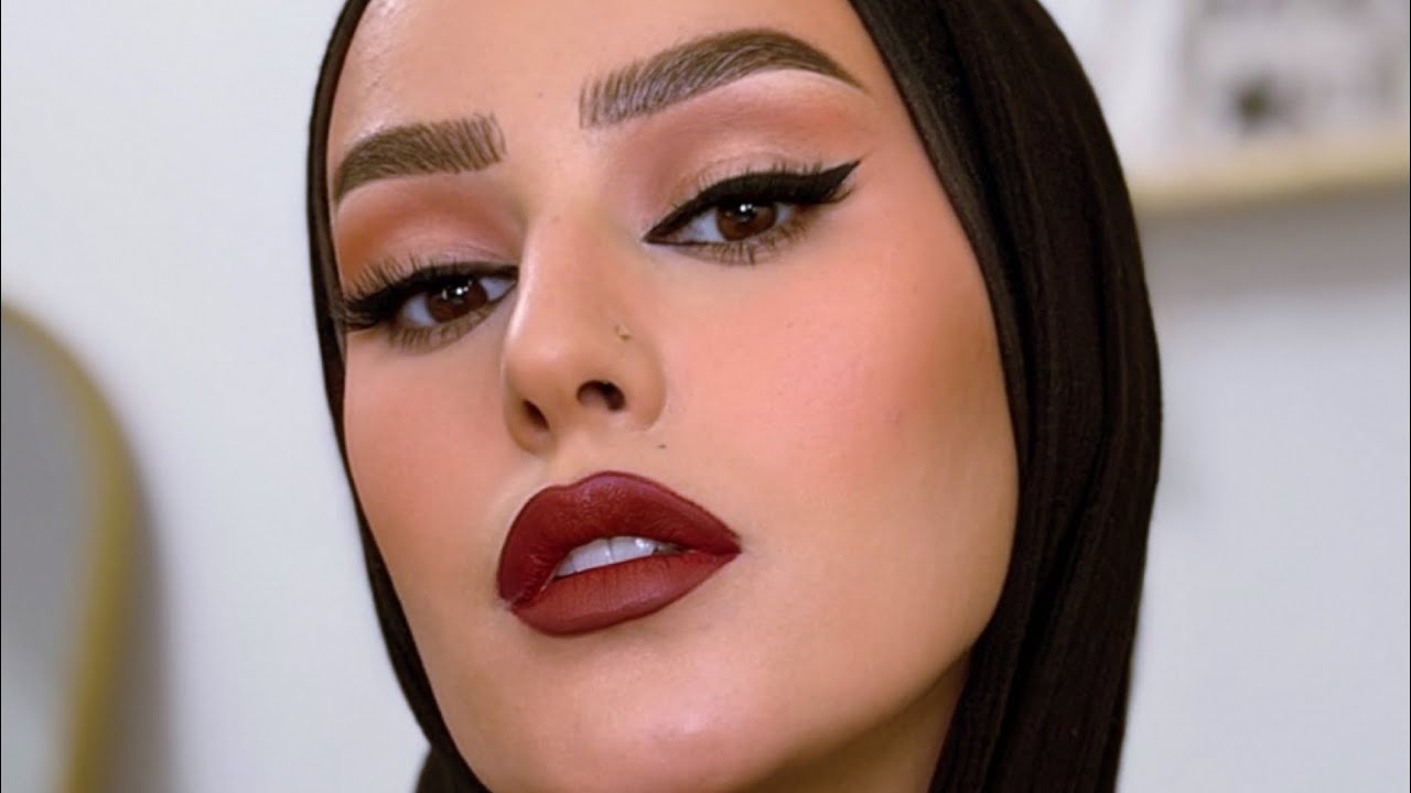 اول ما يقرب الشتا اجرى على الروج الاحمر😂Classic makeup & Red lipstick 💄 