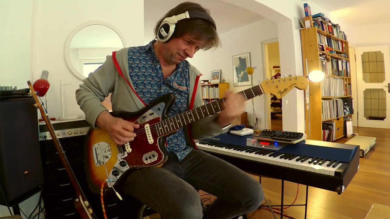 ... in full space-disco: the1963 Fender 