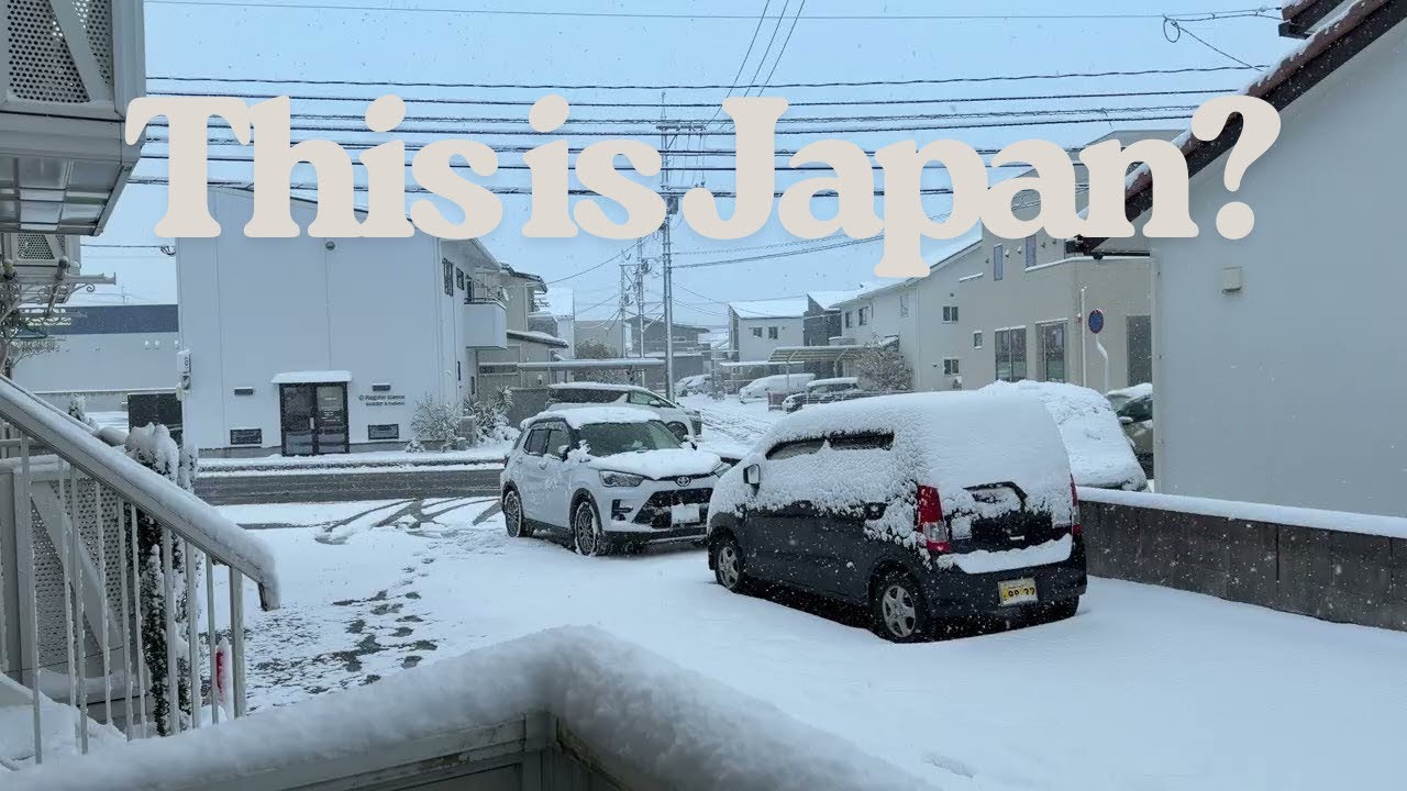 Japan Isn’t Supposed to Look Like This… Snowstorm Morning ASMR
