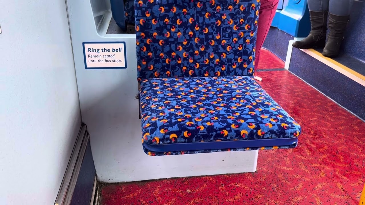 ADL/Transbus Enviro 300 engine sound filmed on  27727