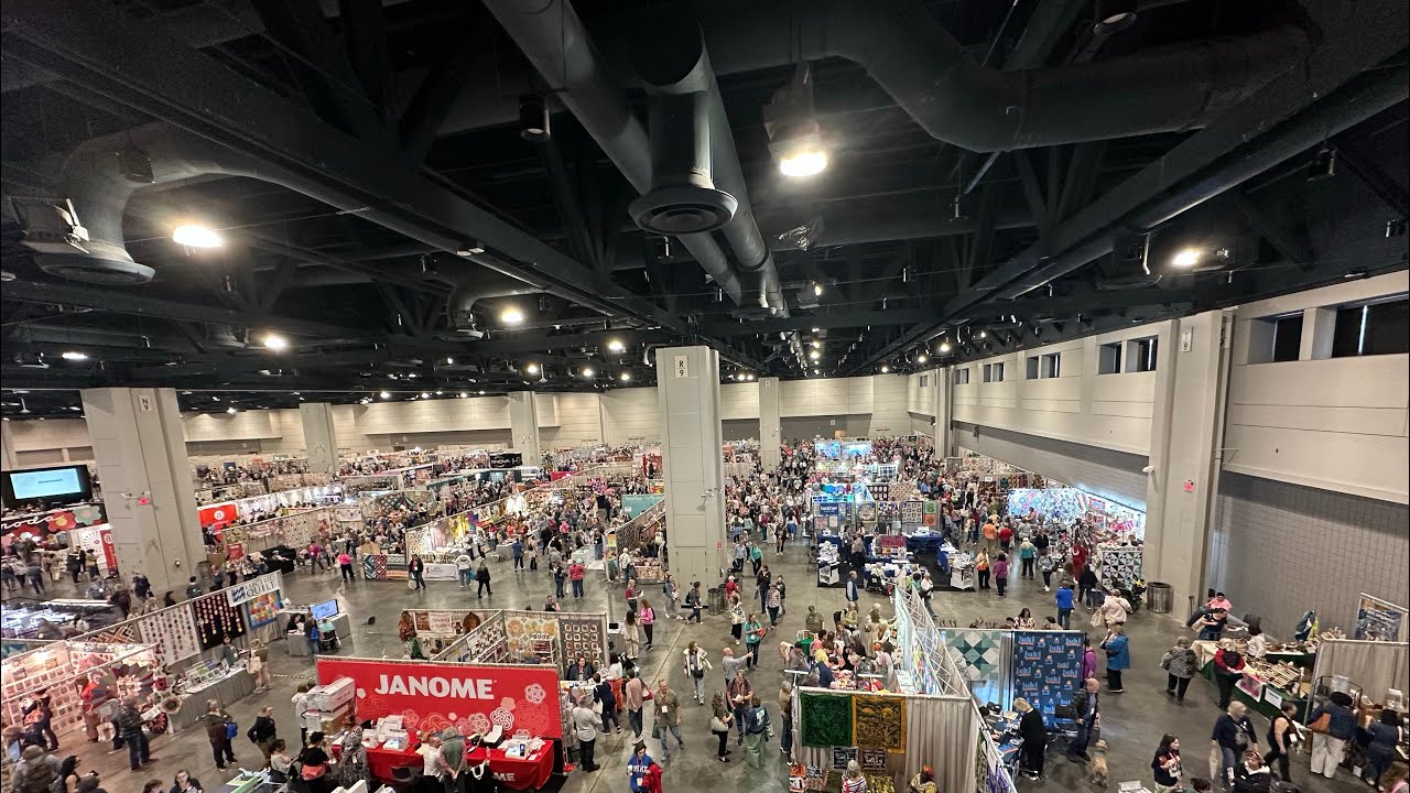 QuiltCon 2026 Quilt Exhibit Tour | My First Time Seeing It in Person