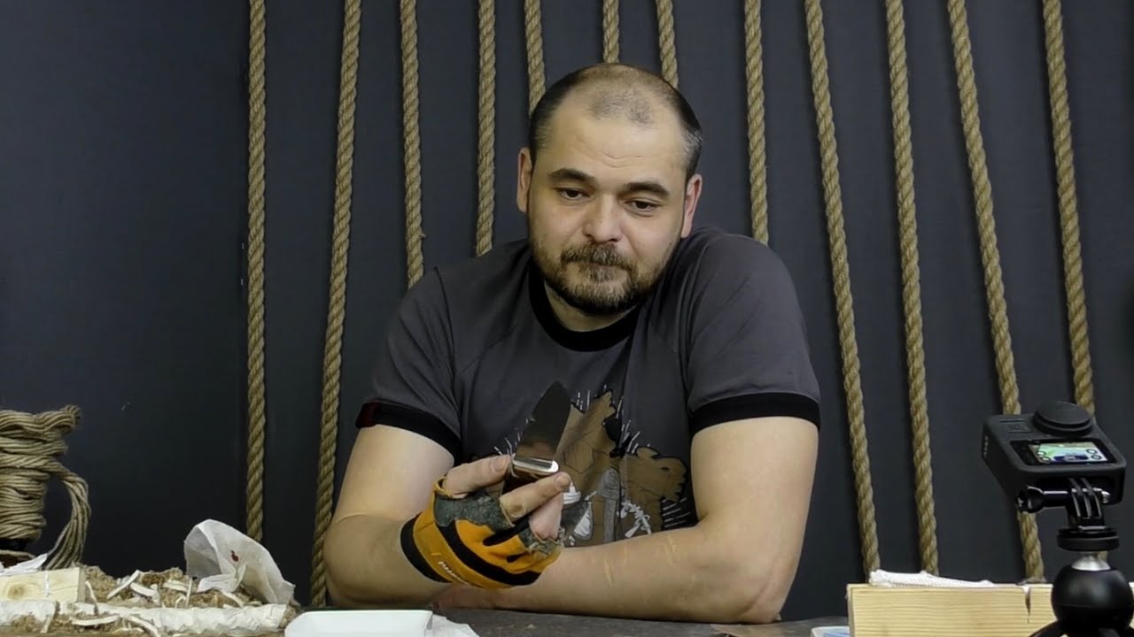 Нож 