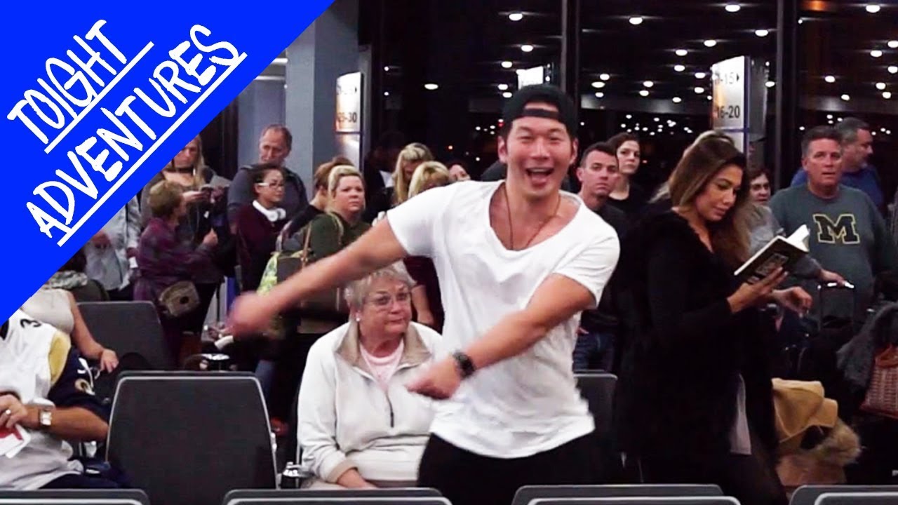 DANCING BTS GO GO in a Plane - KPOP IN PUBLIC