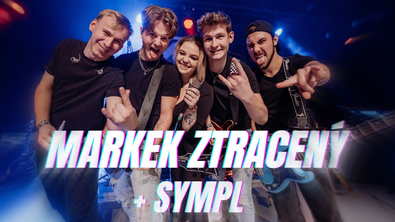 Ztraceni na velkém pódiu 👀